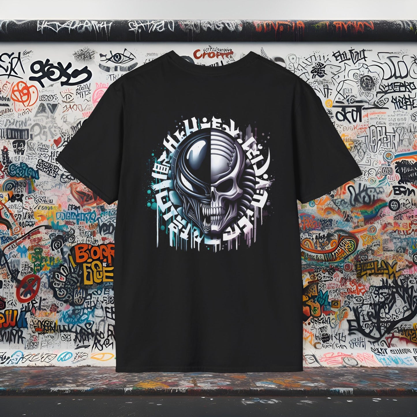 RC Alien Skullz Streetwear 1 Unisex Softstyle T-Shirt