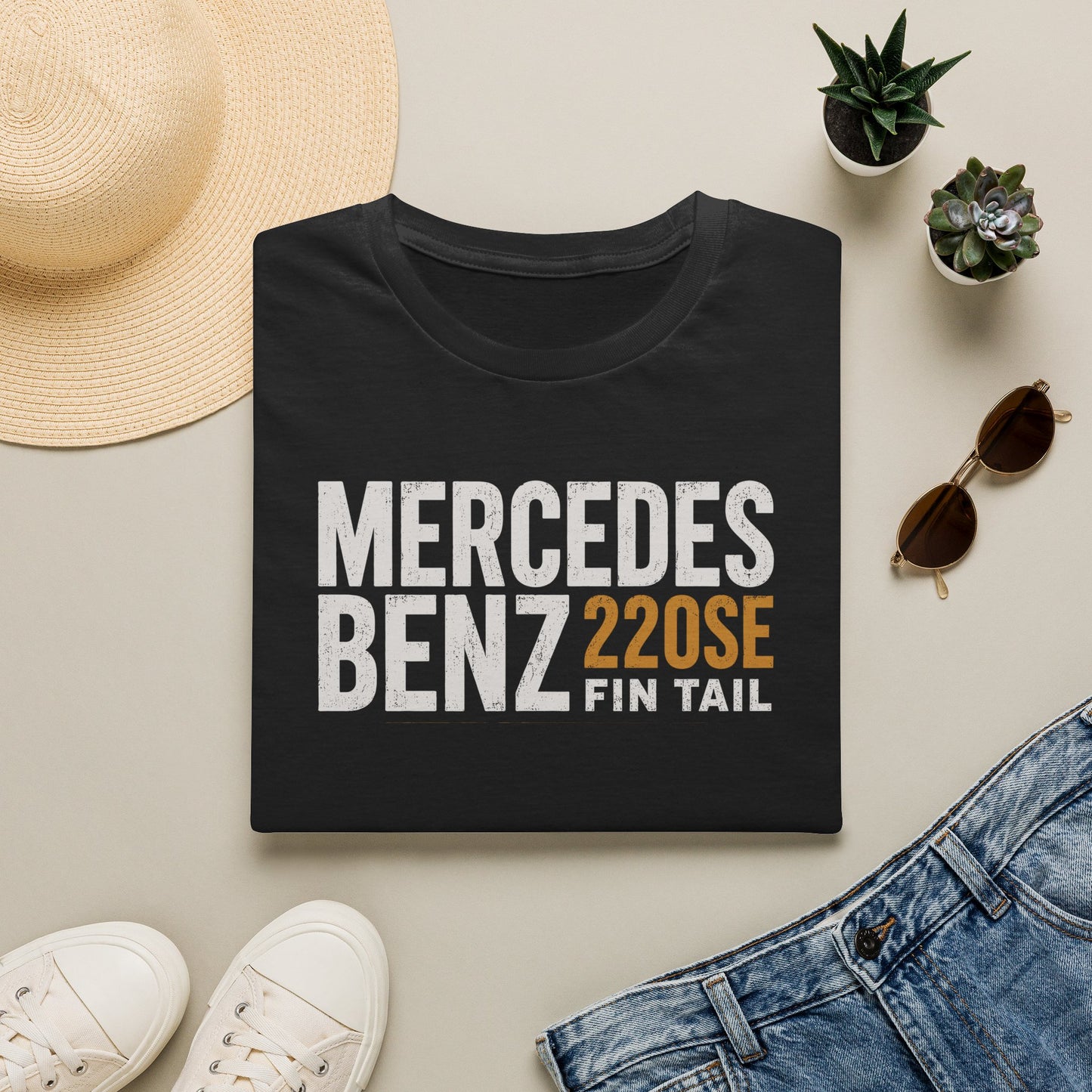 Mercedes Benz 220SE Fin Tail T-Shirt Vintage Classic Car Tee